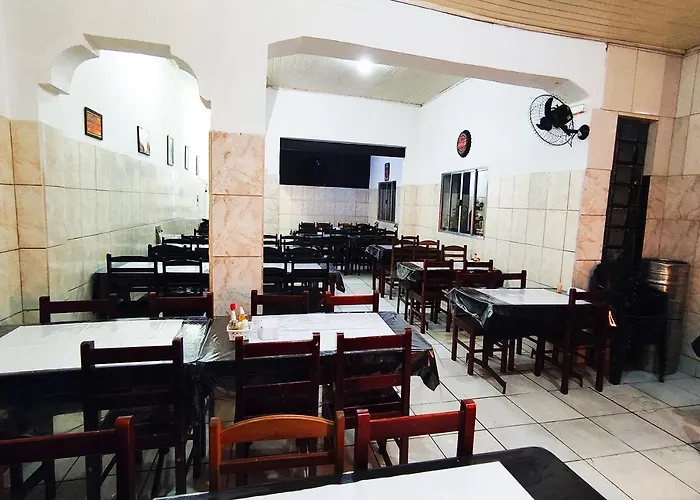 Hotel Sao Rafael Proximo A Passarela Ao Teleferico A Igreja Velha No Centro